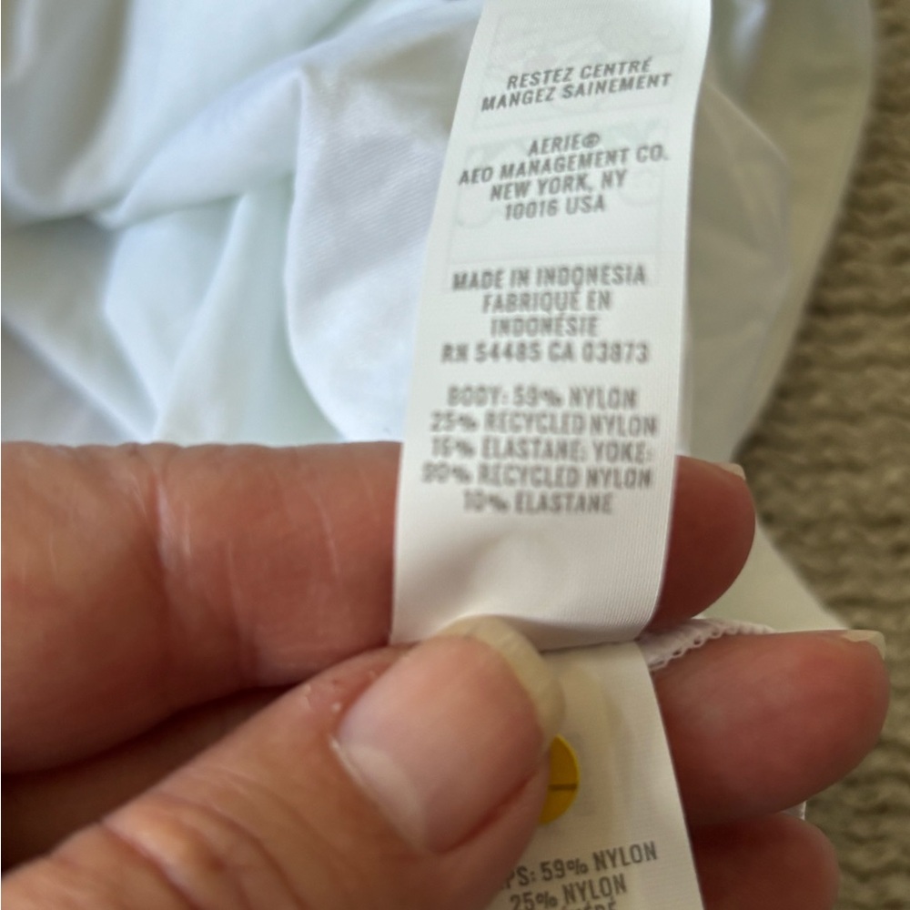 Offline by aerie Sweat Sesh White Scoop Neck Athletic Tank - Picture 4 of 6